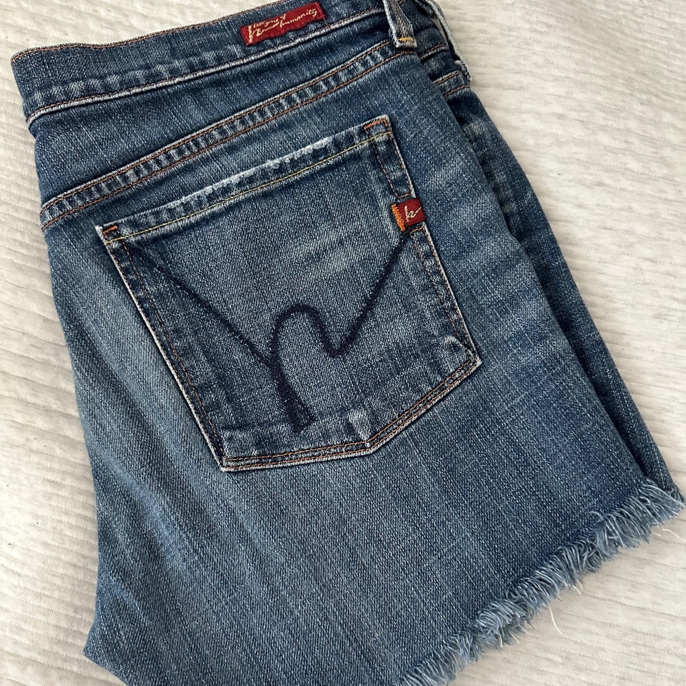 Citizens of Humanity Low Rise cut-off jeans Size 32